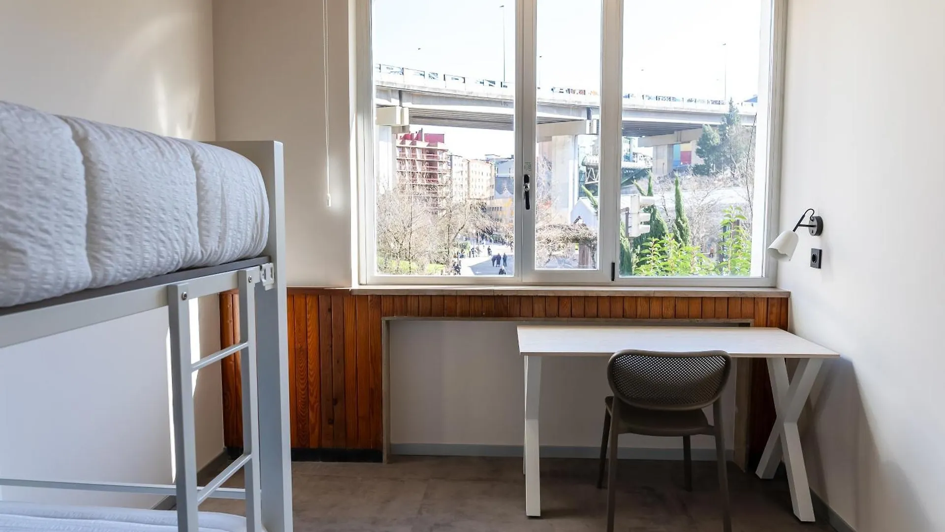 Lamia Bbk Women Hostel-Solo Mujeres Bilbao 0*,  España